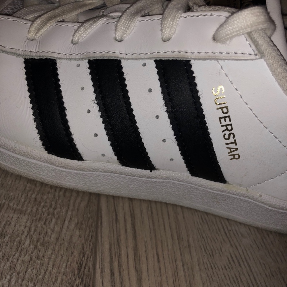 ADIDAS WOMEN’S SUPERSTAR - SIZE 8 - Picture 6 of 7